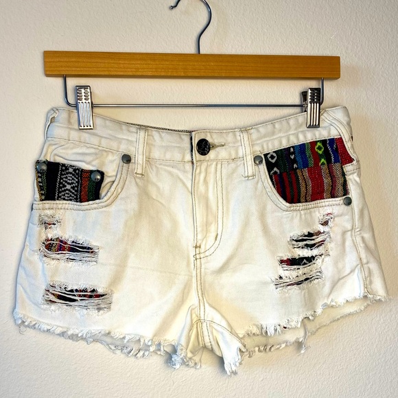 Free People Pants - FREE PEOPLE WHITE DENIM RUGGED BAJA SHORTS WOMENS SIZE 27